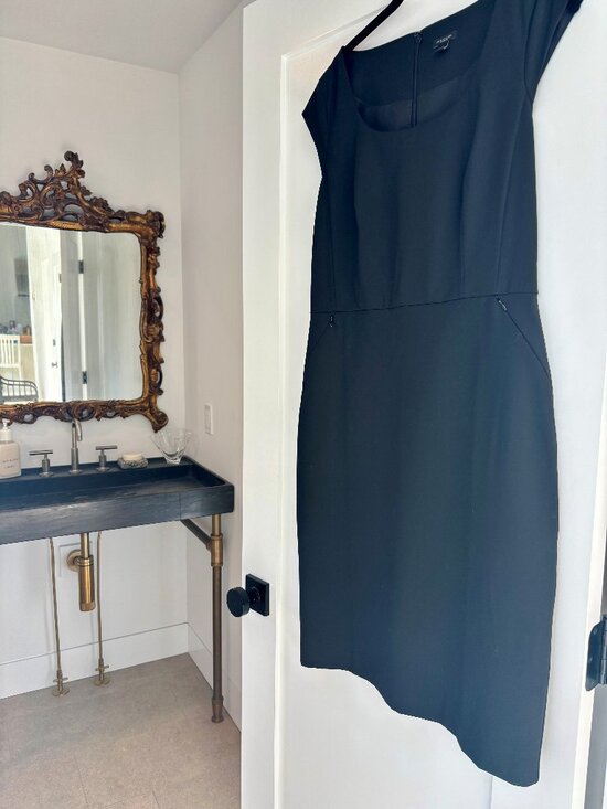 Ann Taylor Factory Dresses & Skirts - Ann Taylor Factory Black Sheath Dress Cap Sleeve Work Office Midi Sz 8